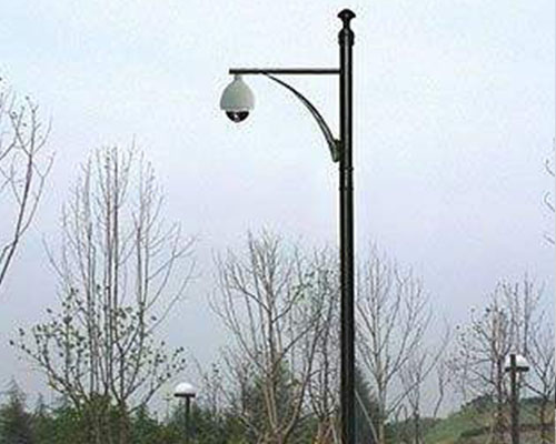 青湖路街道监控灯