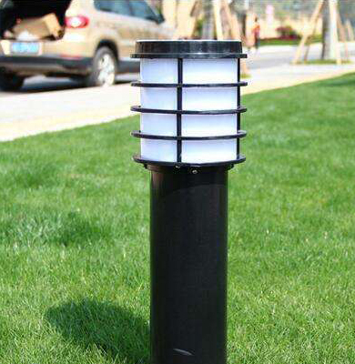 青湖路街道草坪灯