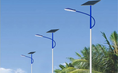 青湖路街道太阳能路灯防触电安全指南：如何选择与维护