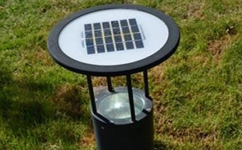 别墅庭院氛围营造:青湖路街道草坪灯选型与布光技巧 别墅庭院氛围营造:青湖路街道草坪灯选型与布光技巧