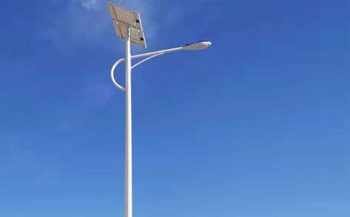 均匀度0.4与0.6差距多大？青湖路街道太阳能路灯配光指南