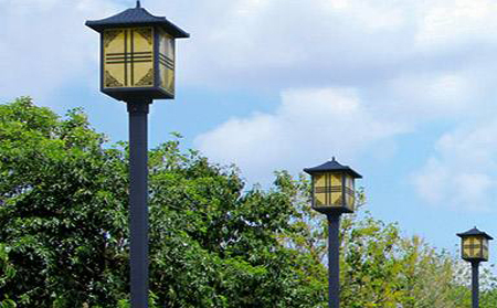 太阳能青湖路街道庭院灯怎么选亮度与续航更耐用 太阳能青湖路街道庭院灯怎么选亮度与续航更耐用